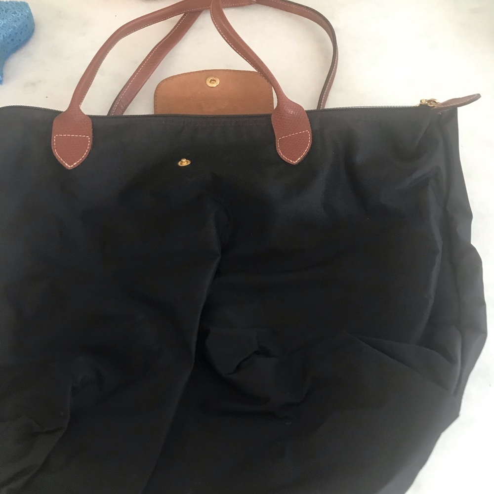 Black big longchamp bag